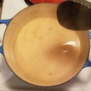 Concours de cuisine : Consommé à la bière Weizenbock de LTM, façon stracciatella réconfortante  Par Josiane Stratis, cofondatrice et rédactrice en chef du site Ton Petit Look